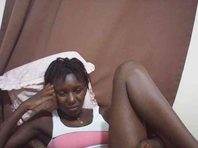 Acest model este live acum. Angellily1