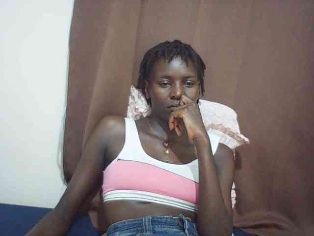 Angellily1 webcam