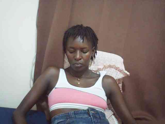 Angellily1 webcam