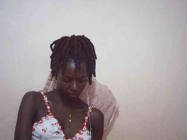 Angellily1 webcam