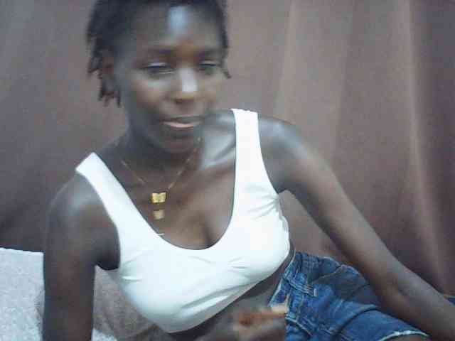 Angellily1 webcam