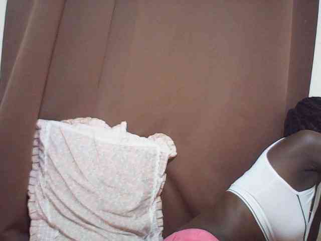 Angellily1 webcam