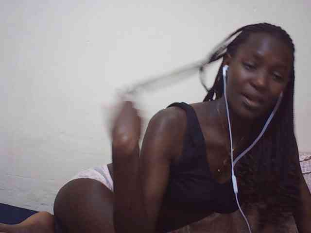 Angellily1 webcam