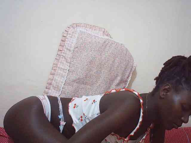 Angellily1 webcam