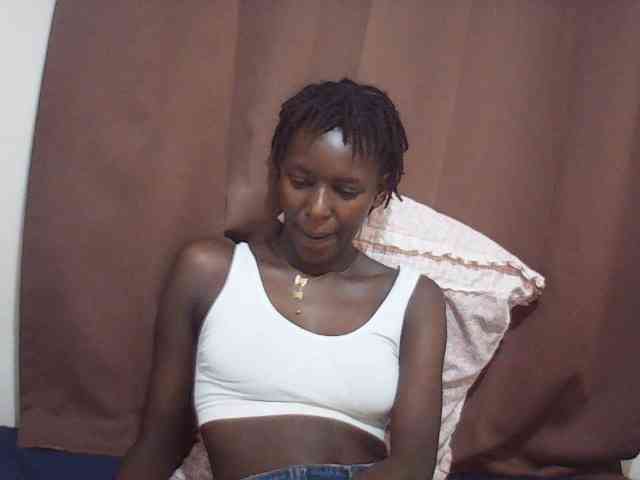 Angellily1 webcam