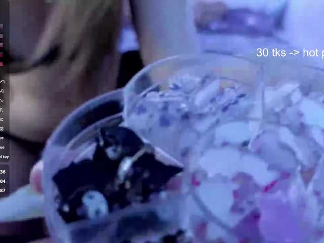 RosemaryTrundle live cam on BongaCams