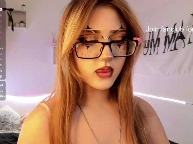 RosemaryTrundle live cam on BongaCams