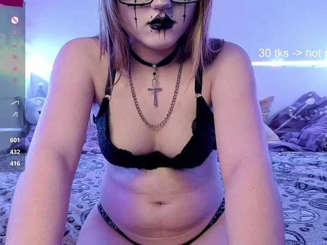 RosemaryTrundle live cam on BongaCams