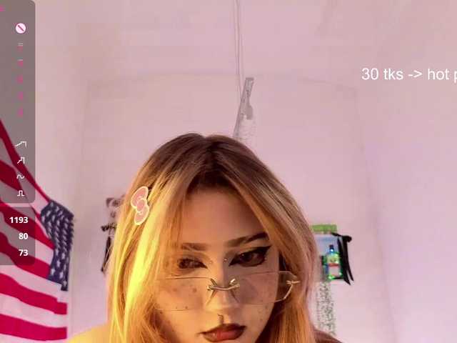 RosemaryTrundle live cam on BongaCams