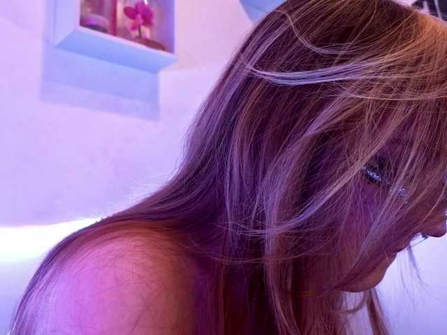RosemaryTrundle live cam on BongaCams