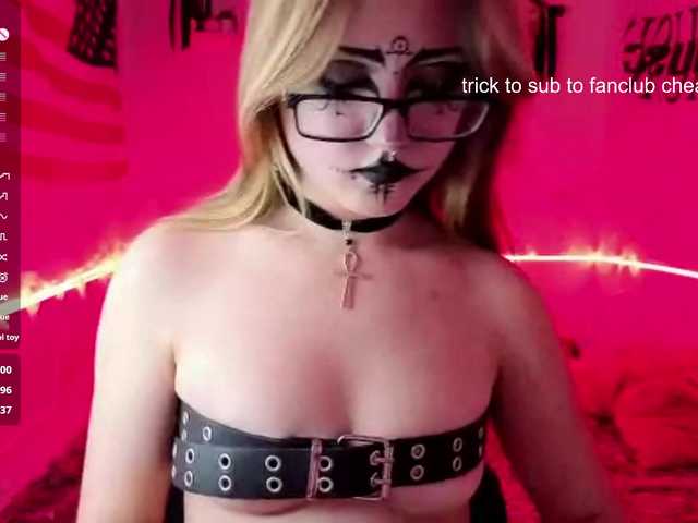 RosemaryTrundle live cam on BongaCams