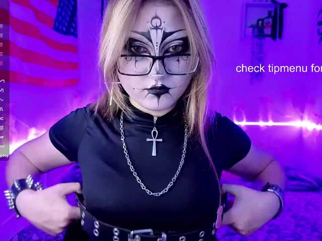 RosemaryTrundle live cam on BongaCams
