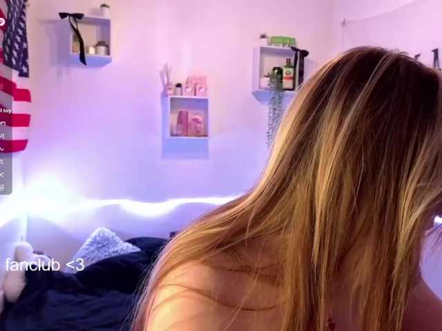 RosemaryTrundle live cam on BongaCams