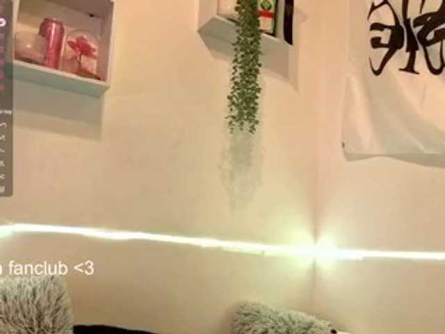 RosemaryTrundle live cam on BongaCams