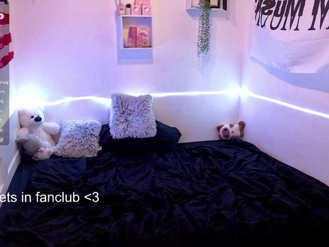 RosemaryTrundle live cam on BongaCams