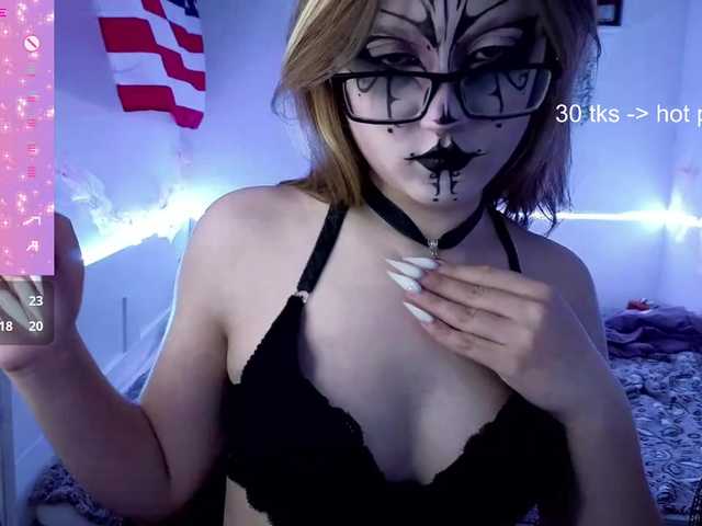 RosemaryTrundle live cam on BongaCams