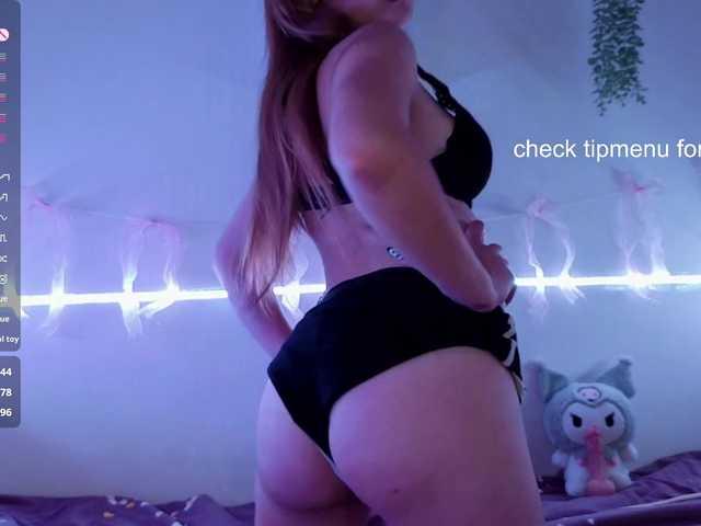 RosemaryTrundle live cam on BongaCams