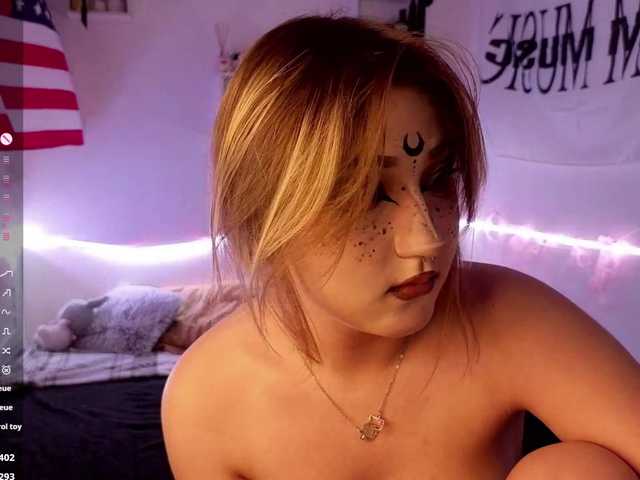 RosemaryTrundle live cam on BongaCams