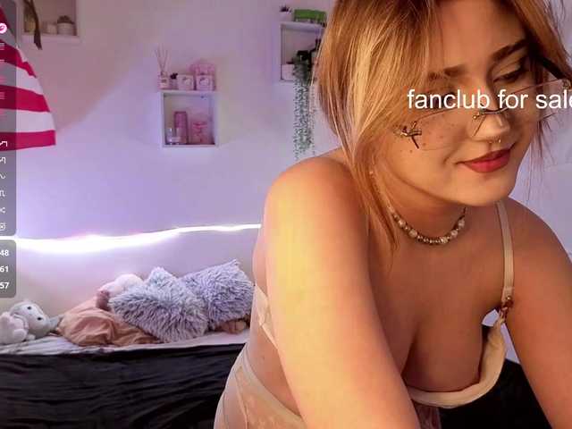RosemaryTrundle live cam on BongaCams