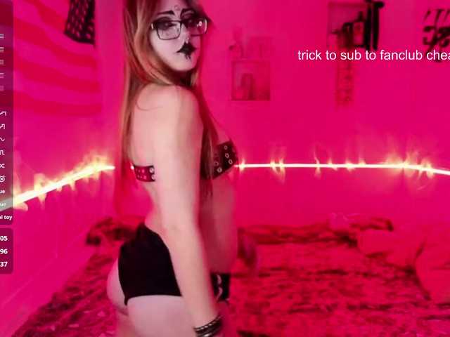 RosemaryTrundle live cam on BongaCams