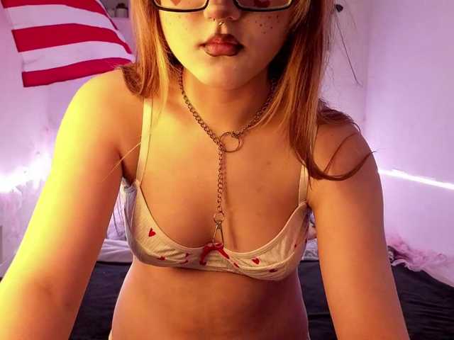 RosemaryTrundle live cam on BongaCams