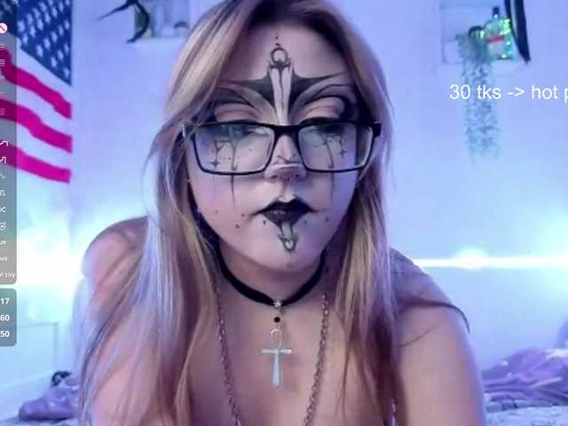 RosemaryTrundle live cam on BongaCams