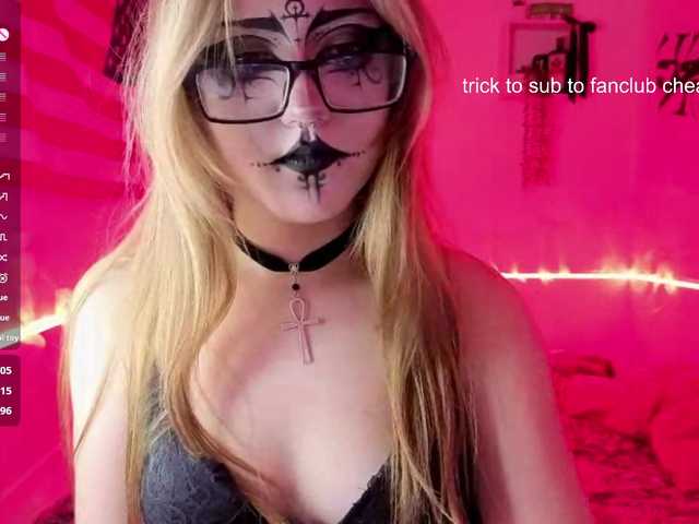 RosemaryTrundle live cam on BongaCams