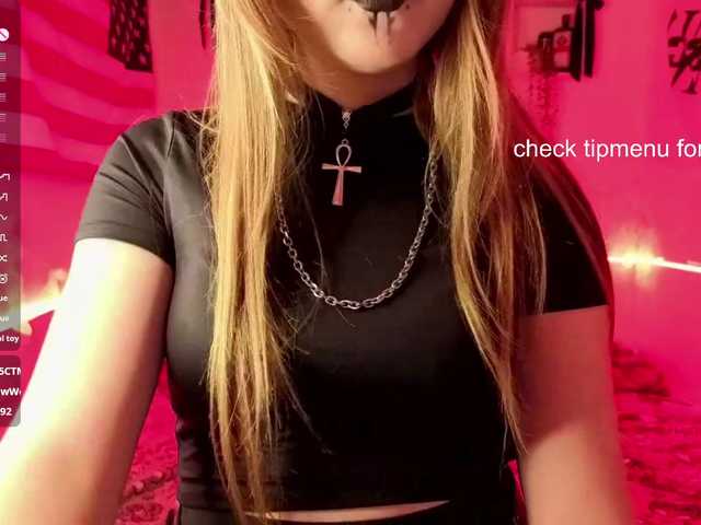 RosemaryTrundle live cam on BongaCams