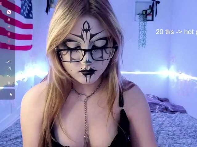 RosemaryTrundle live cam on BongaCams