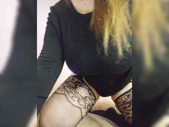 LinaLaa webcam