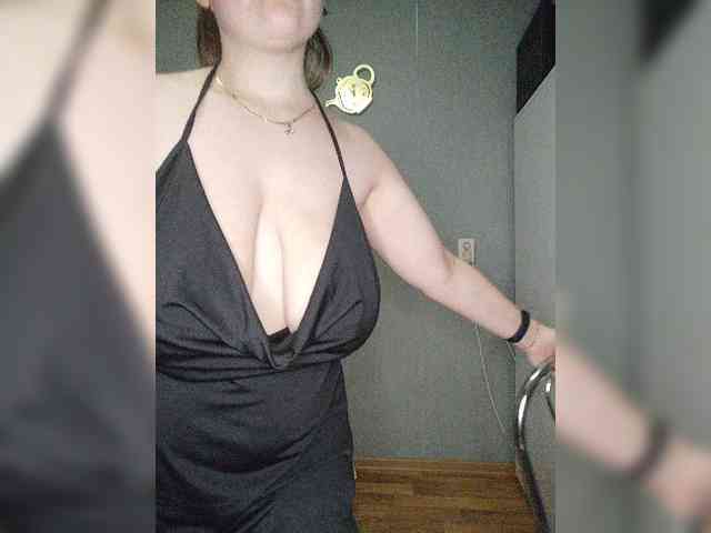 LinaLaa webcam