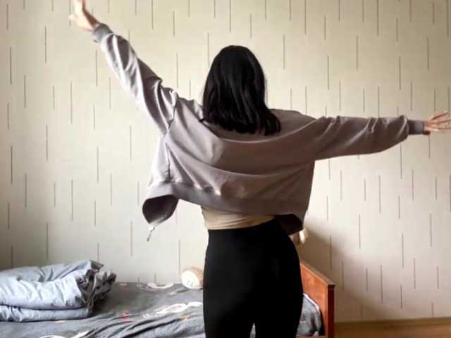 le modèle ShontaDwane est en webcam porno dans un show sur le site bongacams, il possède les tags suivants: Asian,Brunette,Shaved
