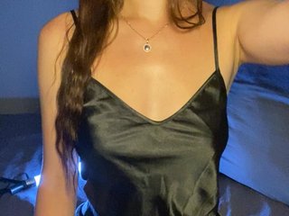 Wallis Porn Show