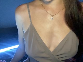 Wallis Porn Show