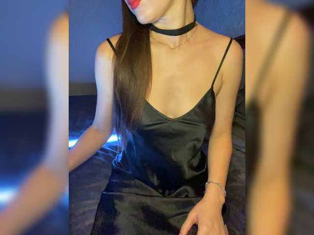 Wallis live cam on BongaCams