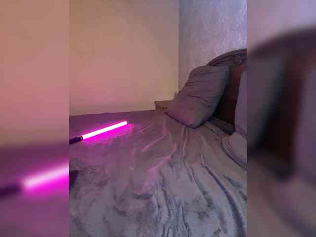 Wallis Sex Cam Show