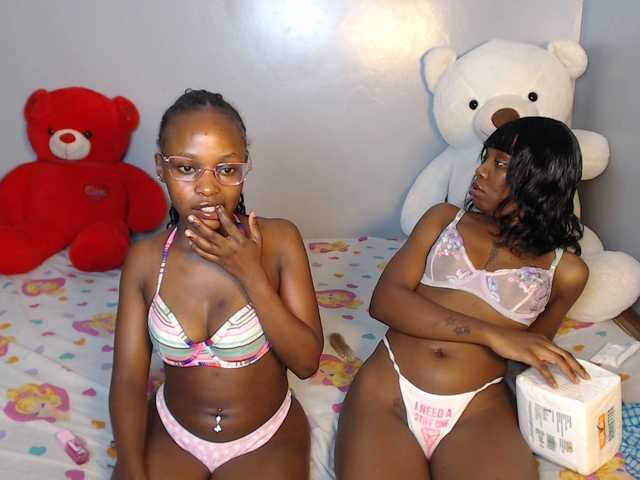 VelvetCuties live cam on BongaCams