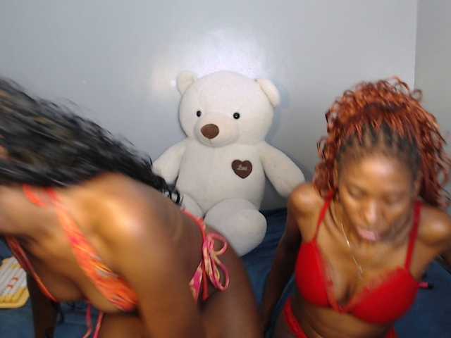 VelvetCuties live cam on BongaCams
