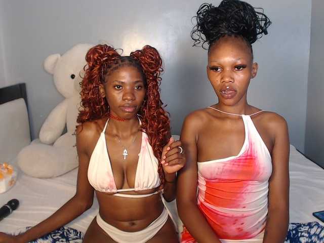 VelvetCuties live cam on BongaCams
