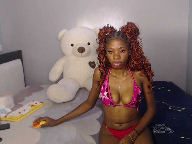 VelvetCuties live cam on BongaCams