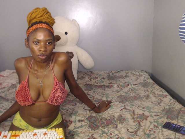 VelvetCuties live cam on BongaCams