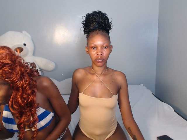 VelvetCuties live cam on BongaCams
