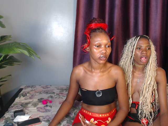 VelvetCuties live cam on BongaCams