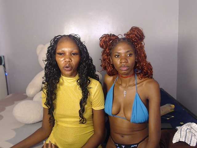 VelvetCuties live cam on BongaCams