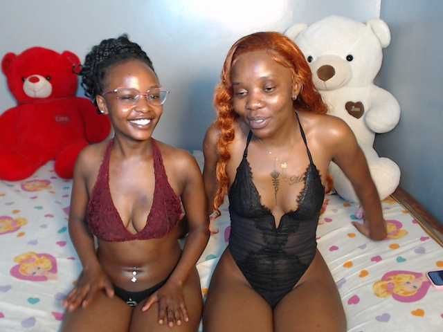 VelvetCuties live cam on BongaCams