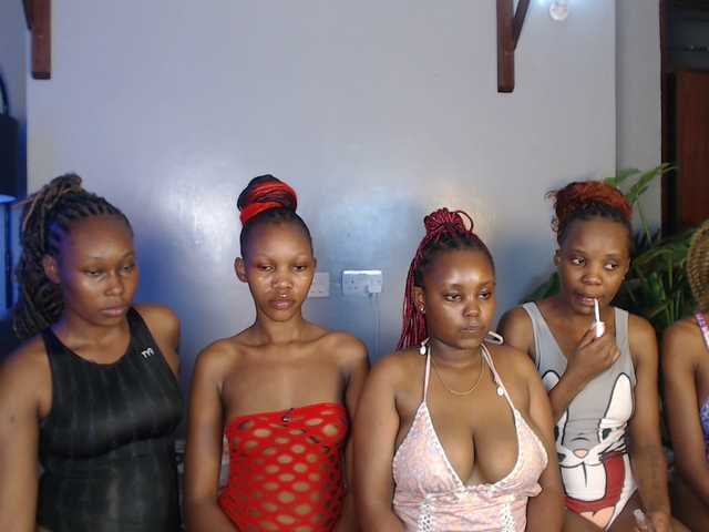 VelvetCuties live cam on BongaCams