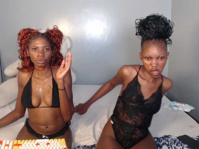 VelvetCuties live cam on BongaCams