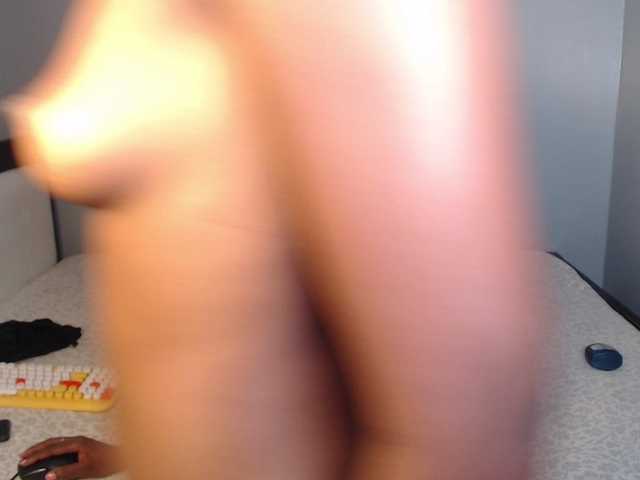 velvetcuties live show