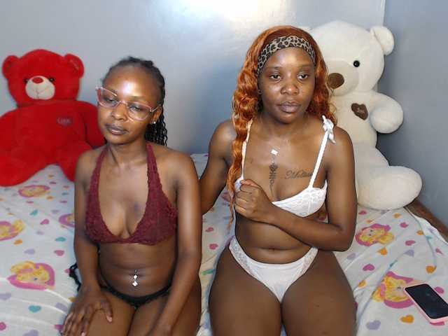 VelvetCuties live cam on BongaCams