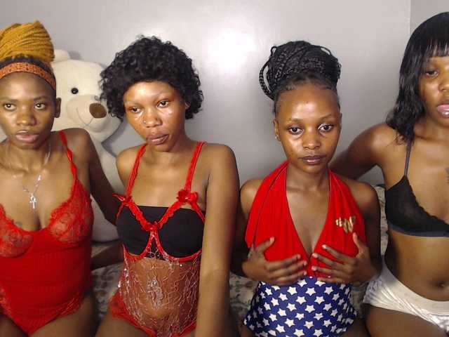 velvetcuties live show